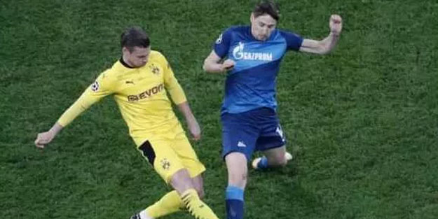 Borussia Dortmund lider olarak üst tura çıktı