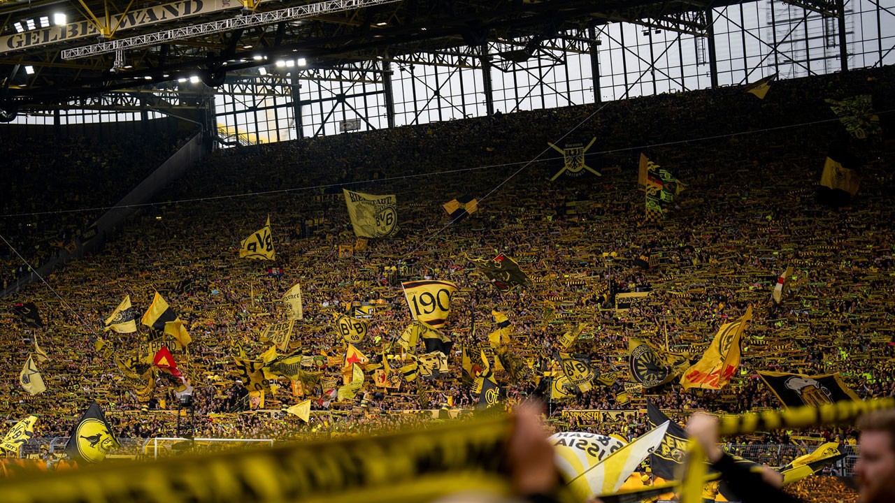 Borussia Dortmund-Wolfsburg maçı saat kaçta şifresiz mi?