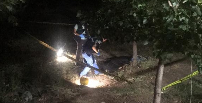 Boş arazide erkek cesedi bulundu