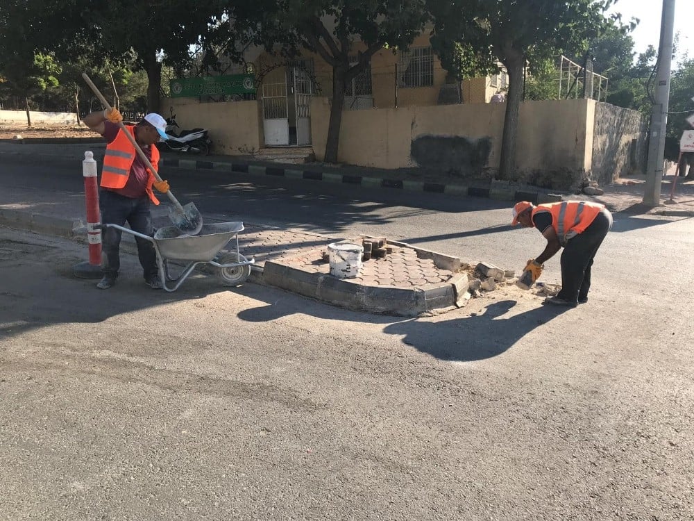 Boş arazilerdeki molozlar temizlendi 