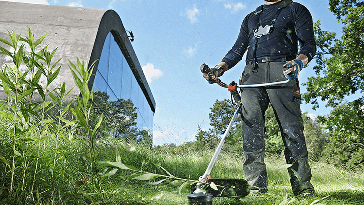 Boş arazilerdeki ot temizliği hız kazandı