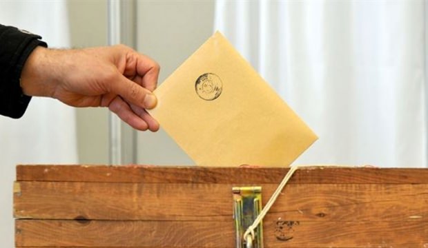 Boş arsaya, inşaatlara bile seçmen yazmışlar... AK Parti ilçede seçimin iptalini istedi