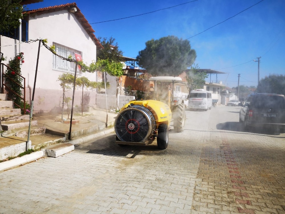 Boş kalan Germencik sokakları dezenfekte edildi 