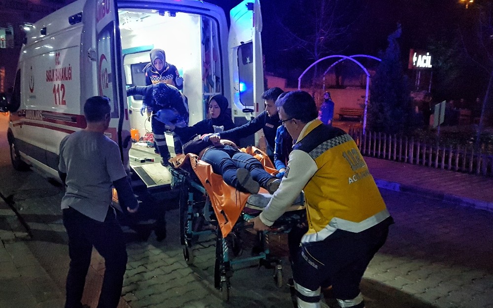 Boşanma aşamasındaki eşini tabanca ile ağır yaraladı 