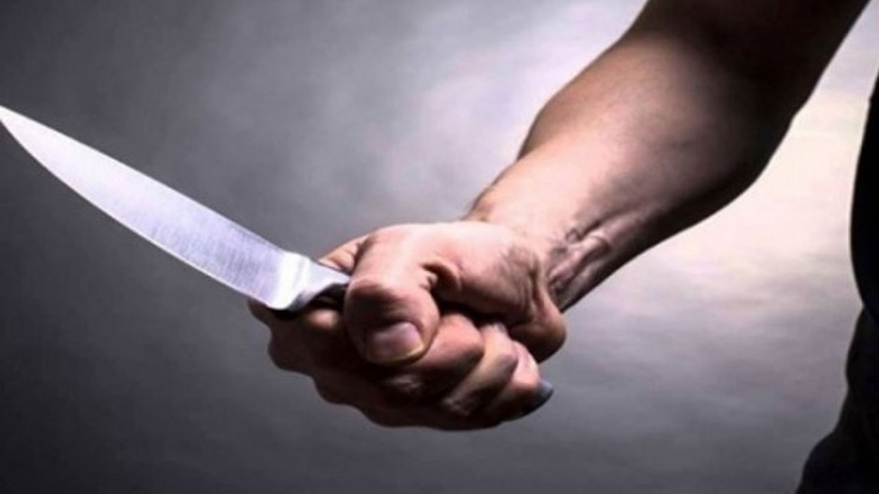 Boşanma aşamasındaki karısını bıçakladı