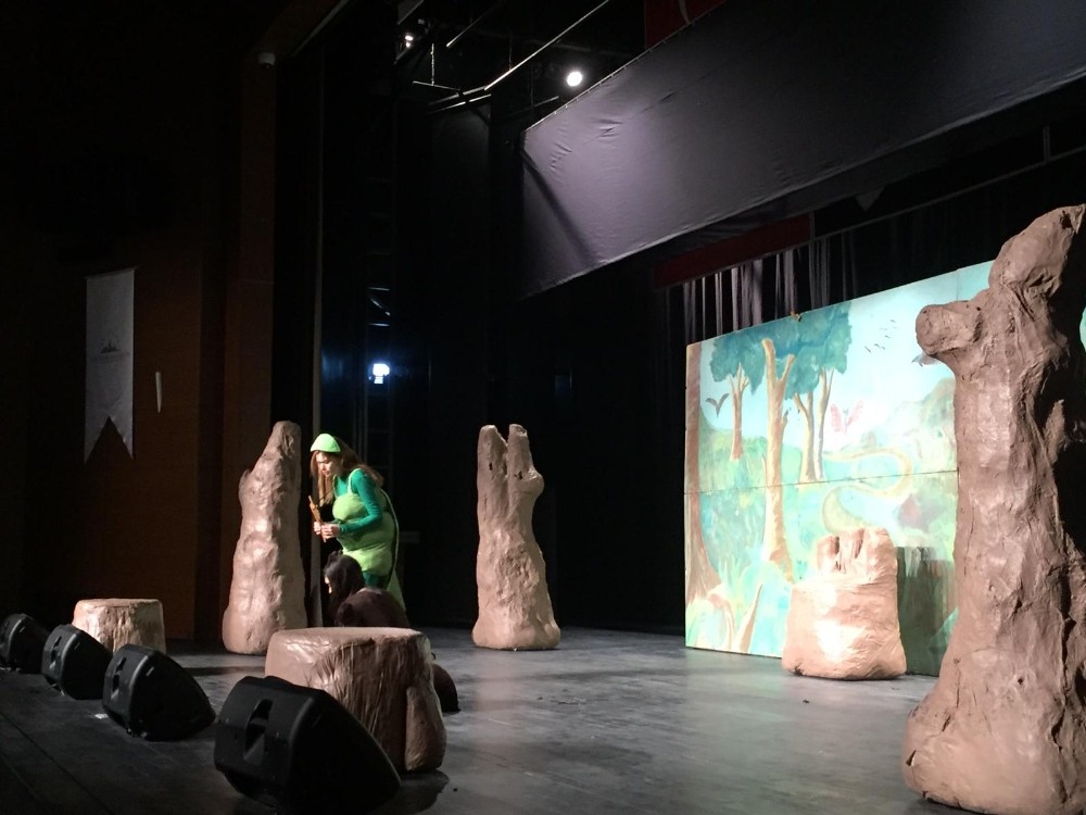 Bosch Çevre Çocuk Tiyatrosu Oyunu, Taşköprülü çocuklarla buluştu 