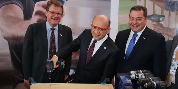 2015 yılında 300 milyon avro daha yatırım yaptı