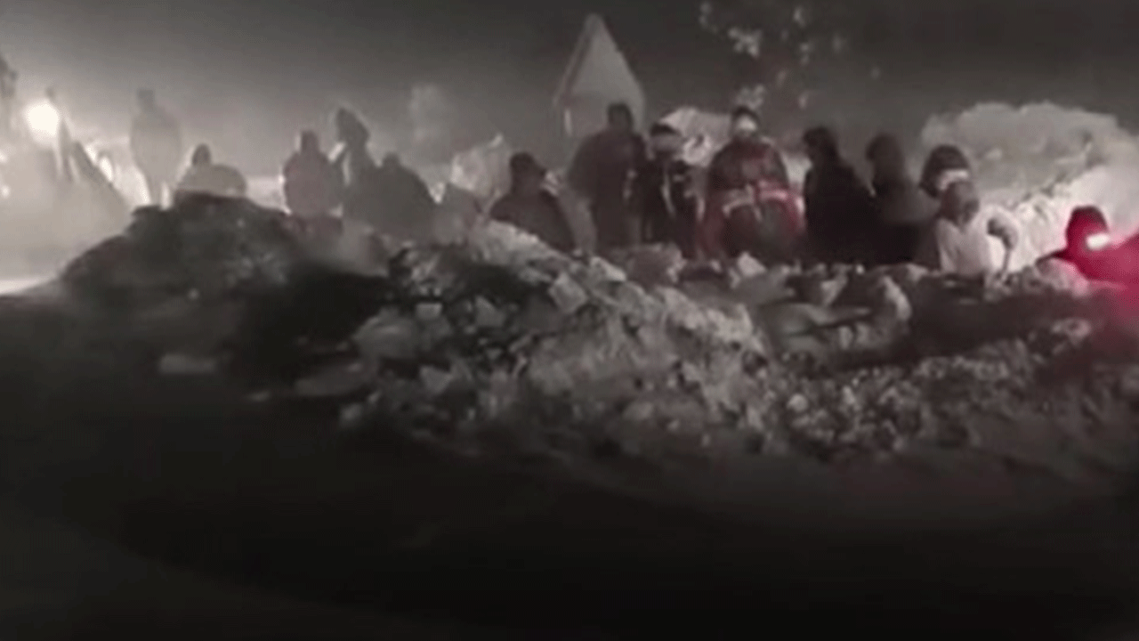 Bosna felaketi yaşıyor: 200 bin hane elektriksiz kaldı!