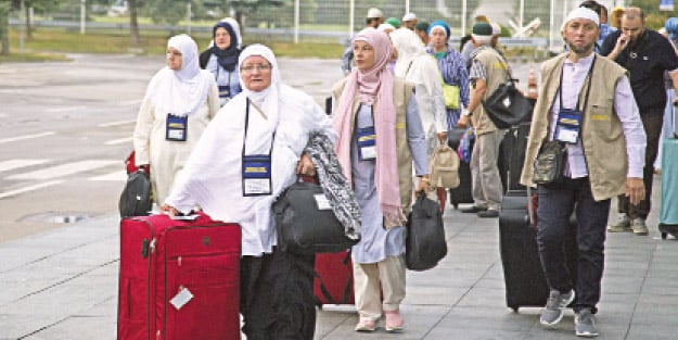 Bosna Hersek ilk hac kafilesini uğurladı