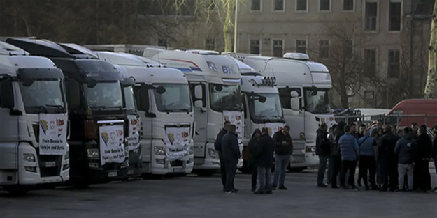 Bosna Hersek'ten Türkiye ve Suriye'deki deprem bölgeleri için 40 yardım tırı yola çıktı