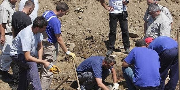 Bosna'da yeni toplu mezar bulundu