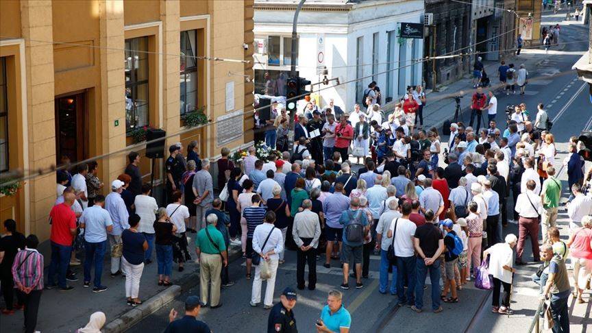Bosnalılar ‘pazar yeri katliamı’nı unutmadı