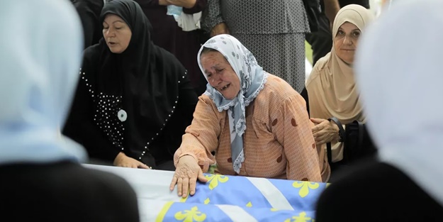 Bosnalıları Sırplara teslim eden Hollanda'dan pişkin savunma: Elimizden geleni yaptık