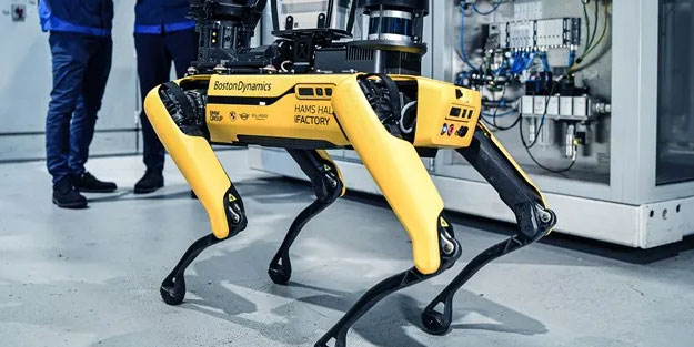 Boston Dynamics’in robot köpeği BMW’de işe başladı