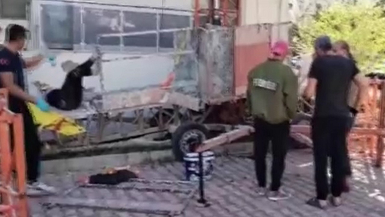 Boya yapan işçiler hastanelik oldu!