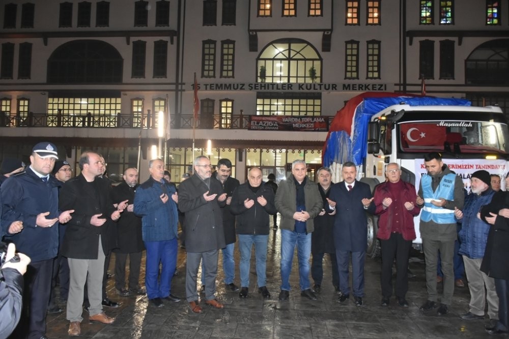Boyabat’tan depremzedelere yardım eli 