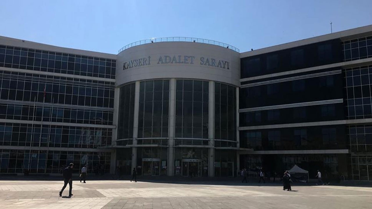 Böyle anne olmaz olsun! Vay alçak kadın vay! Yaptığı şey Türkiye’yi ayağa kaldırdı