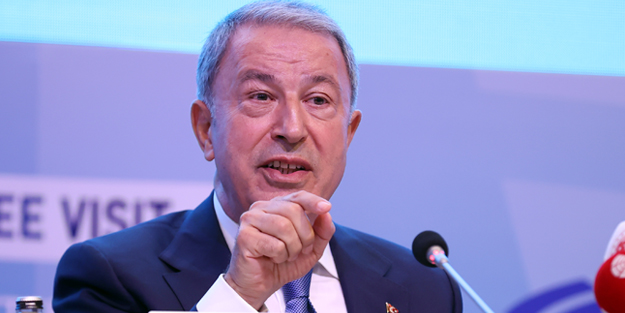 Böyle ayar görülmedi! Yunan parlamenteri rezil eden Bakan Akar net konuştu!