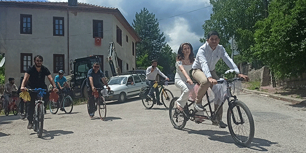 Böyle düğün konvoyu görülmedi