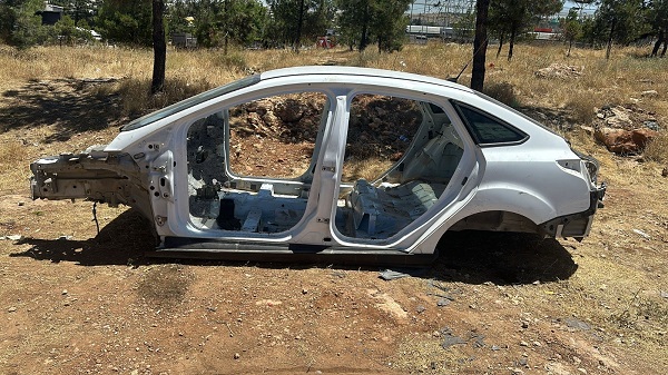 Böyle hırsız görülmedi! Aracı pırıl pırıl yapmışlar