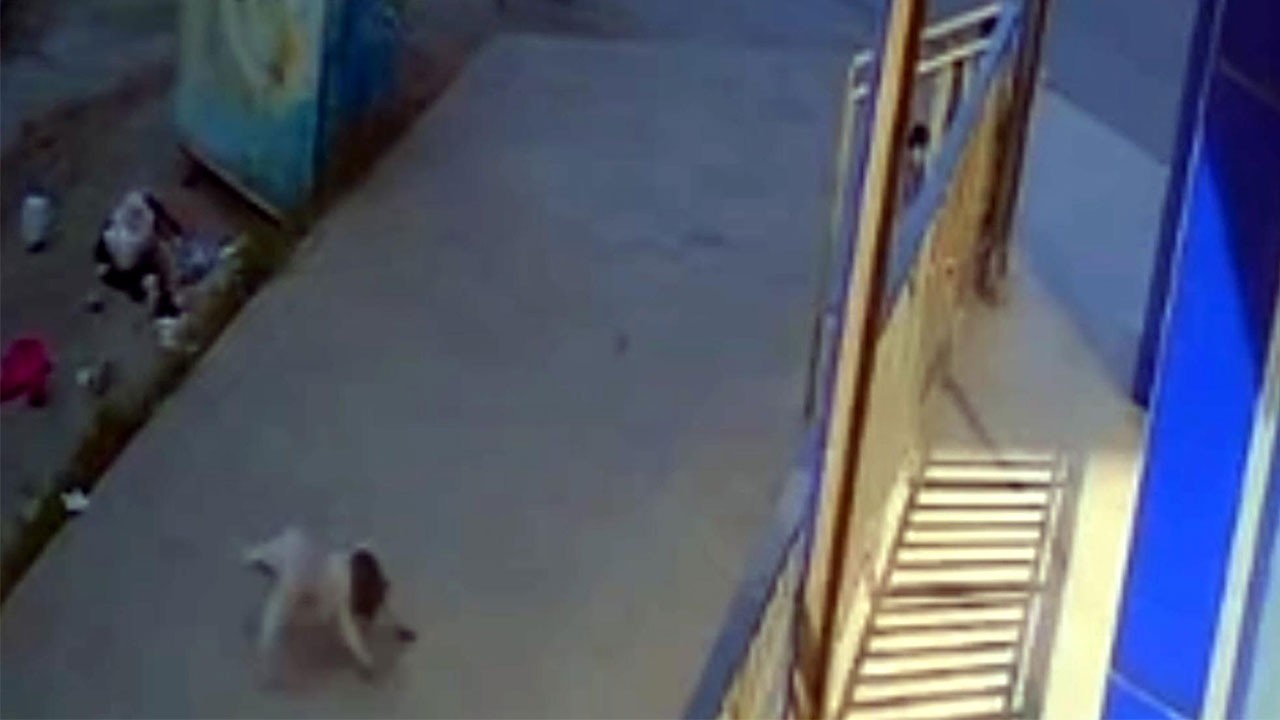 Böyle ihmal olmaz! 1 yaşındaki bebek 5. kattan nasıl düşer!