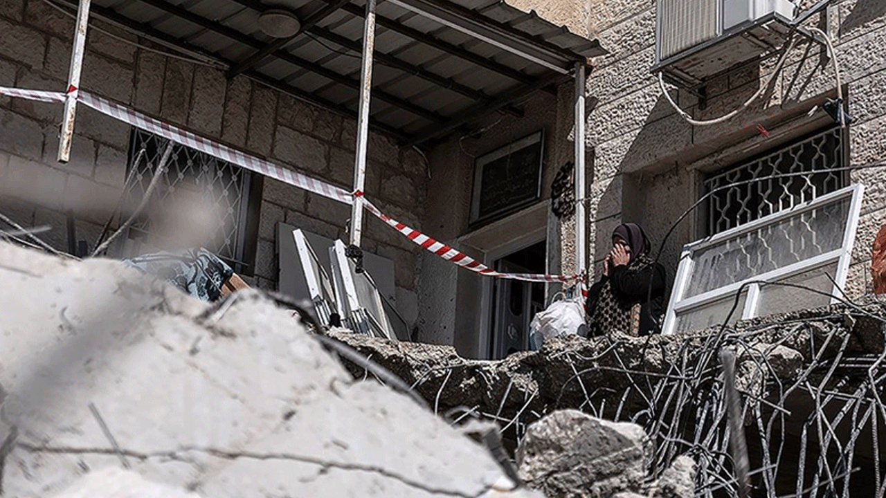 Böyle kalleşlik tarihte görülmedi! İsrail Filistinli esirin evini havaya uçurdu