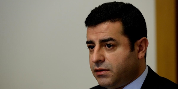 Böyle mal mal bakarsın işte!