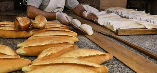 Böyle rezalet görülmedi! O ilimizde ucuza ekmek satan fırıncıya bakın ne yaptılar