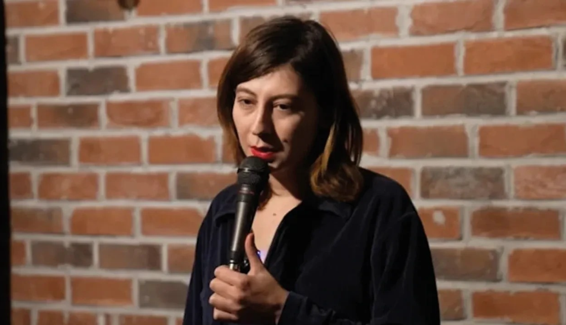 Böyle sanatçı mı olur! Masum yüzüne değil yediği halta bakın