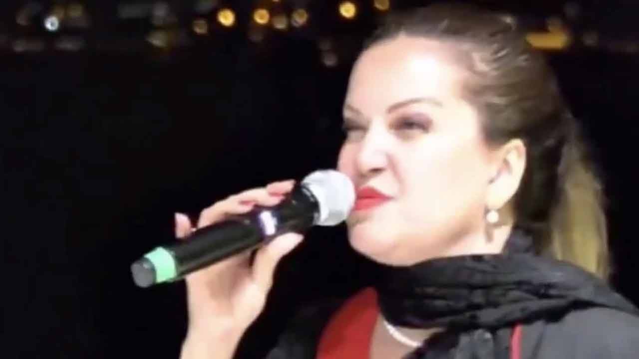 ‘Böyle şeyler oluyor’ diyerek küçümsedi! Düğün şarkıcısından