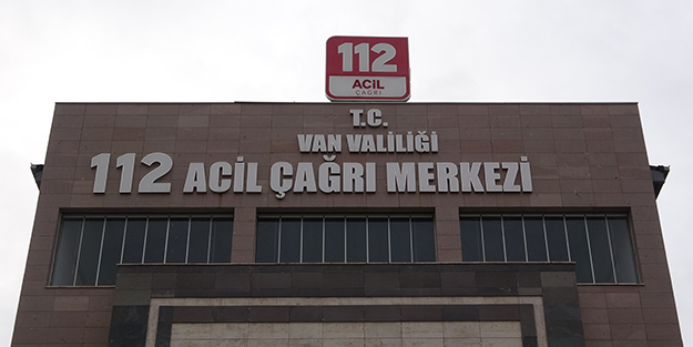Böyle skandal görülmedi! 112'yi bakın kimler arıyor