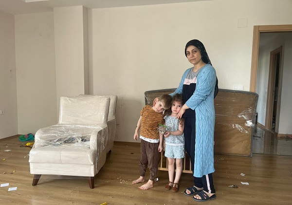 Böyle zam görülmedi! Çocuklarıyla evsiz