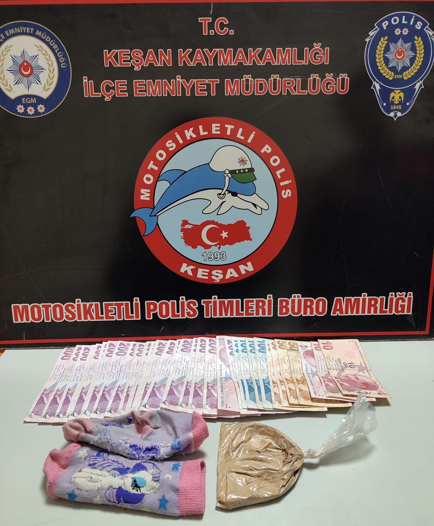 Böylesi şeytanın aklına gelmez! Bakın uyuşturucuyu nereye saklamışlar