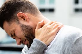 Boyun fıtığı hakkında bilinmesi gereken 6 önemli nokta!