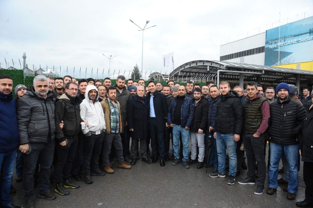 Bozbey Renault çalışanlarıyla buluştu 