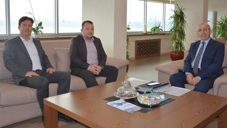 Bozcaada AK Parti İlçe Başkanından Rektör Prof. Dr. Sedat Murat’a Ziyaret 
