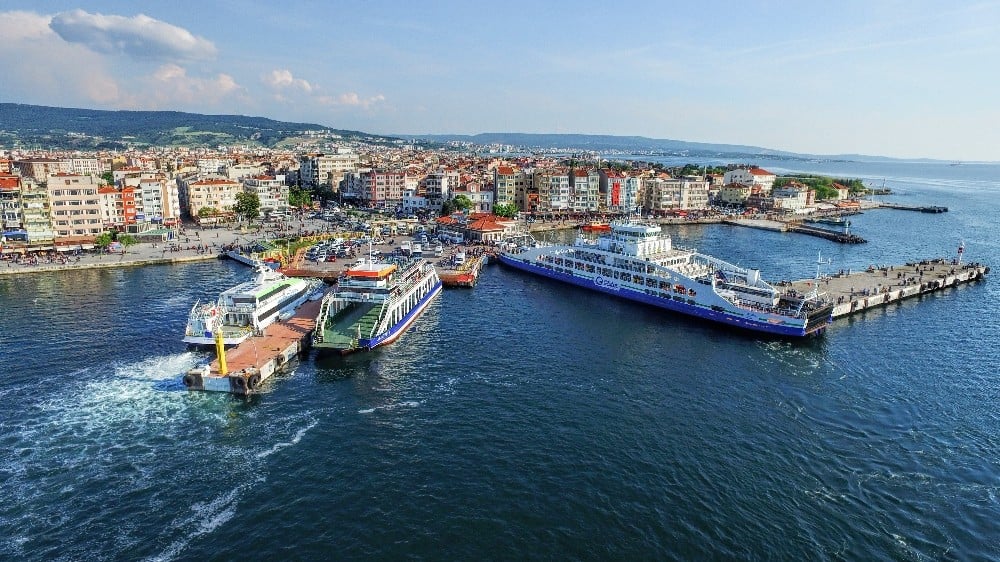 Bozcaada feribot seferleri 1 güne indirildi 