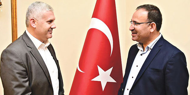 Bozdağ’dan Akit’e çarpıcı açıklamalar: Bunun adı hırsızlıktır