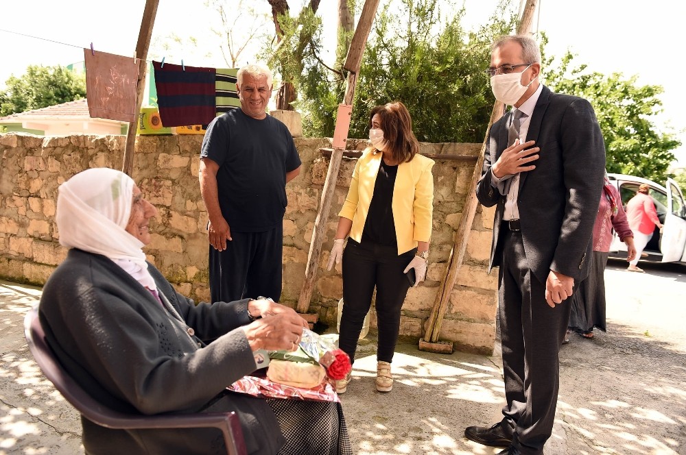 Bozdoğan’dan ’Anneler Günü’nde anlamlı ziyaret 