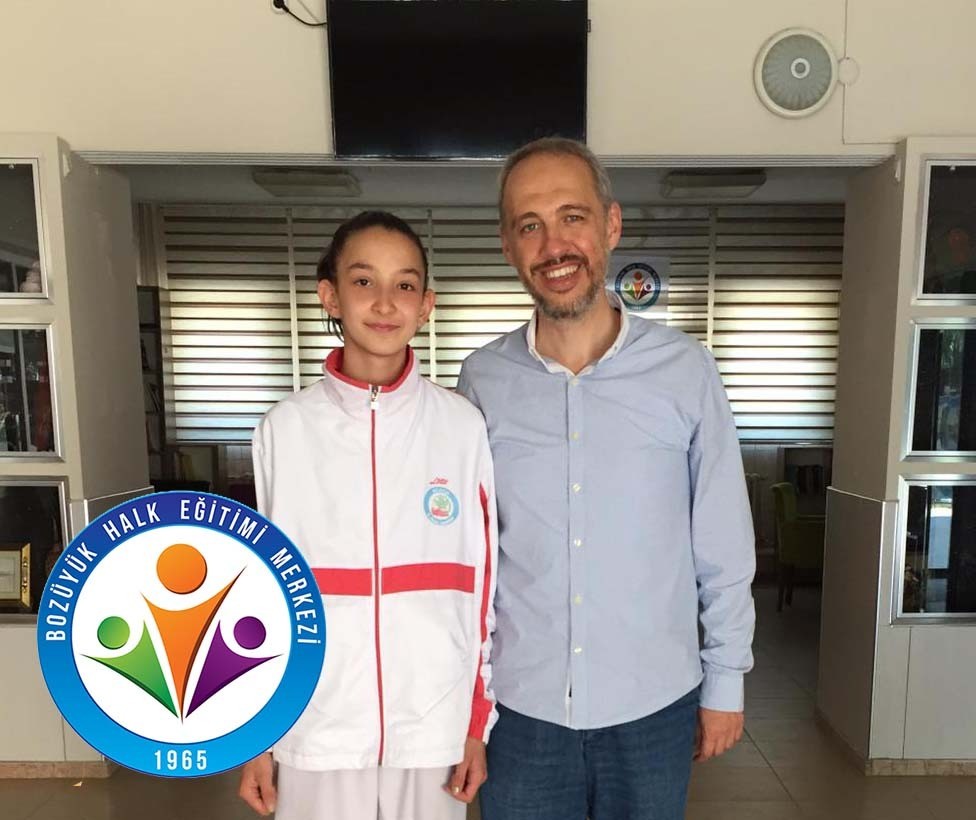 Bozüyük Halk Eğitimi Merkezi milli takıma sporcu yetiştirmeye devam ediyor 