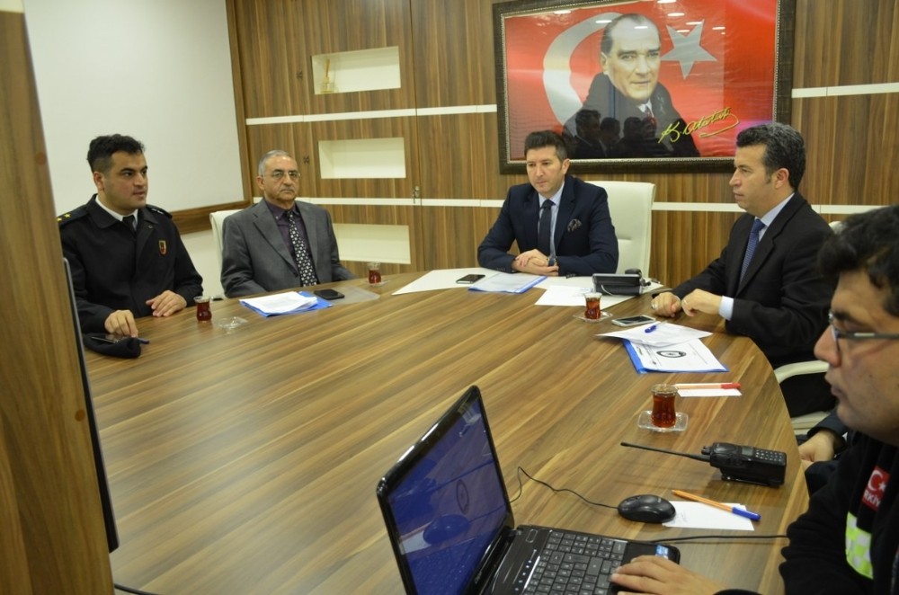 Bozyazı’da otobüs kazalarının önlenmesine yönelik toplantı 