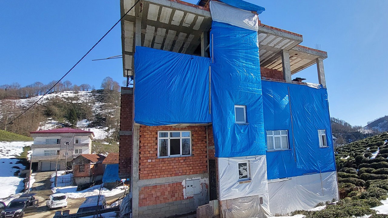 Brandayla geçici mantolama! Karadeniz zekası yine şaşırttı