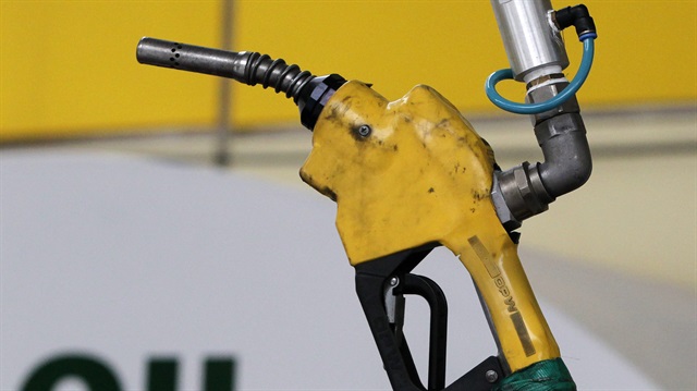 Brent petrol 44 doların altına düştü