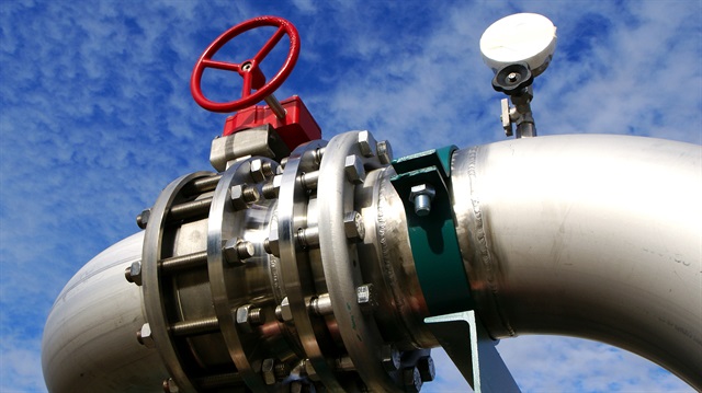 Brent petrol 44 doların altında seyrediyor