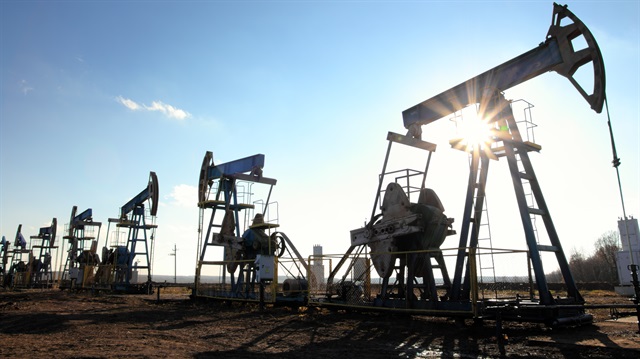 Brent petrol 49 dolara düştü