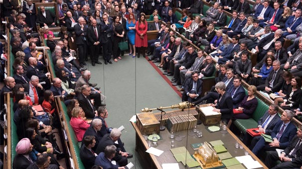 Brexit'in damga vurduğu seçimde oy sayımı tamamlandı