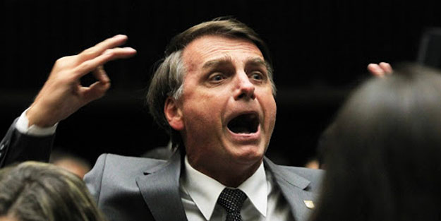 Brezilya Devlet Başkanı Bolsonaro'dan aşı şirketine tepki