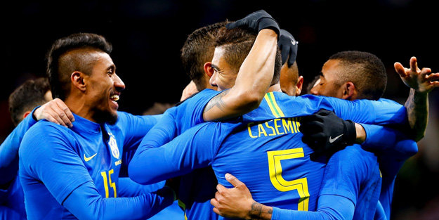 Brezilya Rusya'da şov yaptı!