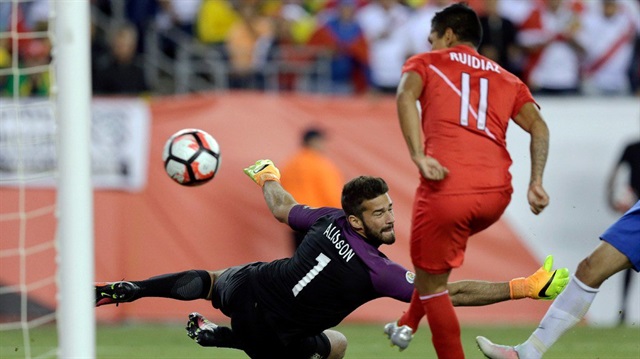 Brezilya tartışmalı golle Copa America'dan elendi