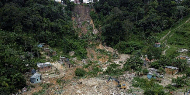 Brezilya'da 8 kişinin ölümüne sebep olan doğal afet...
